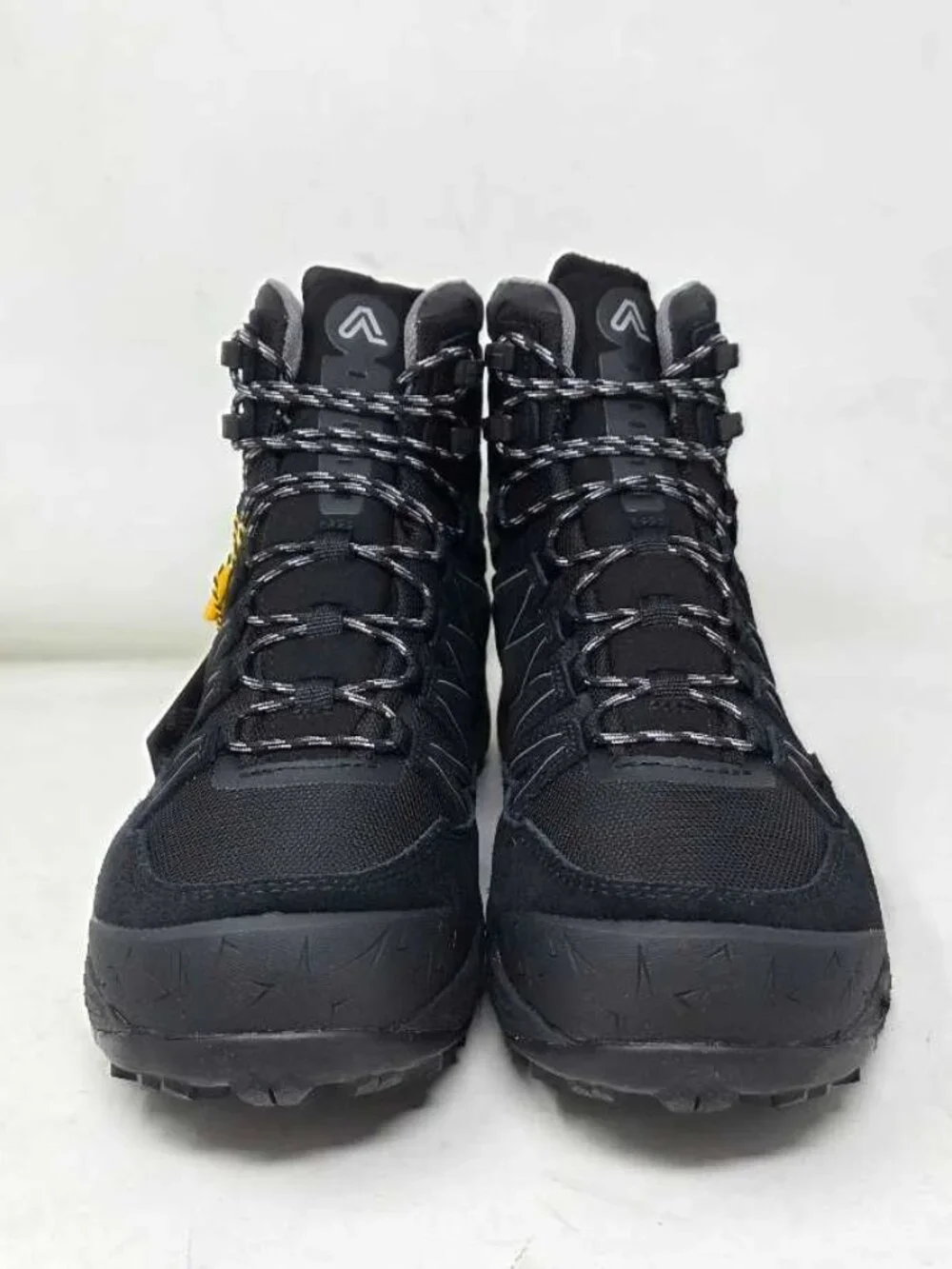 New 8.5 Asolo Tahoe Winter GTX Gore-Tex hiking boots in black